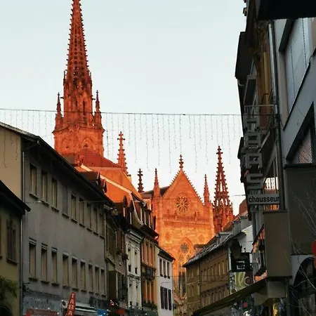 Art & Luxury Bedroom At The Heart Historical Center Timebasishotel Mulhouse