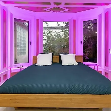 Art & Luxury Bedroom At The Heart Historical Center Hodinový hotel Mylhúzy