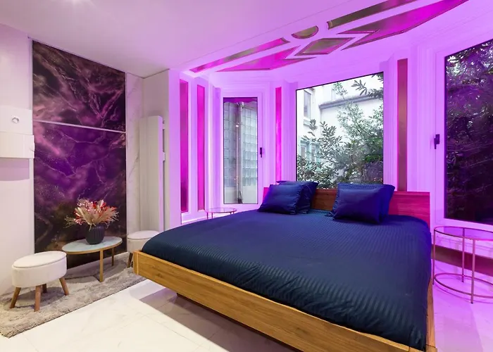 Art & Luxury Bedroom At The Heart Historical Center * 牟罗兹